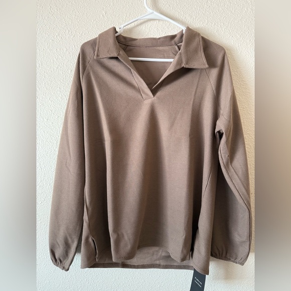 NWT Collard Waffle Knit Long Sleeve - Picture 2 of 4